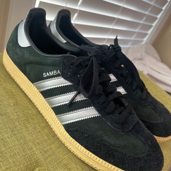 Black/Matte Silver Genuine ADIDAS SAMBA - Size 12 women - Picture 1 of 6